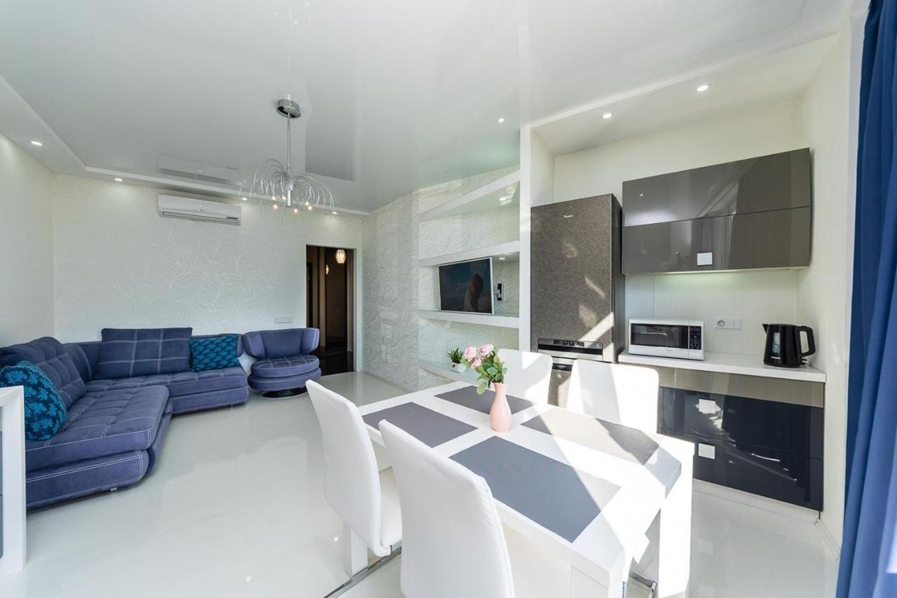 Fashionable Panoramic Apartments Dnieper. Obolon Kiev Bagian luar foto