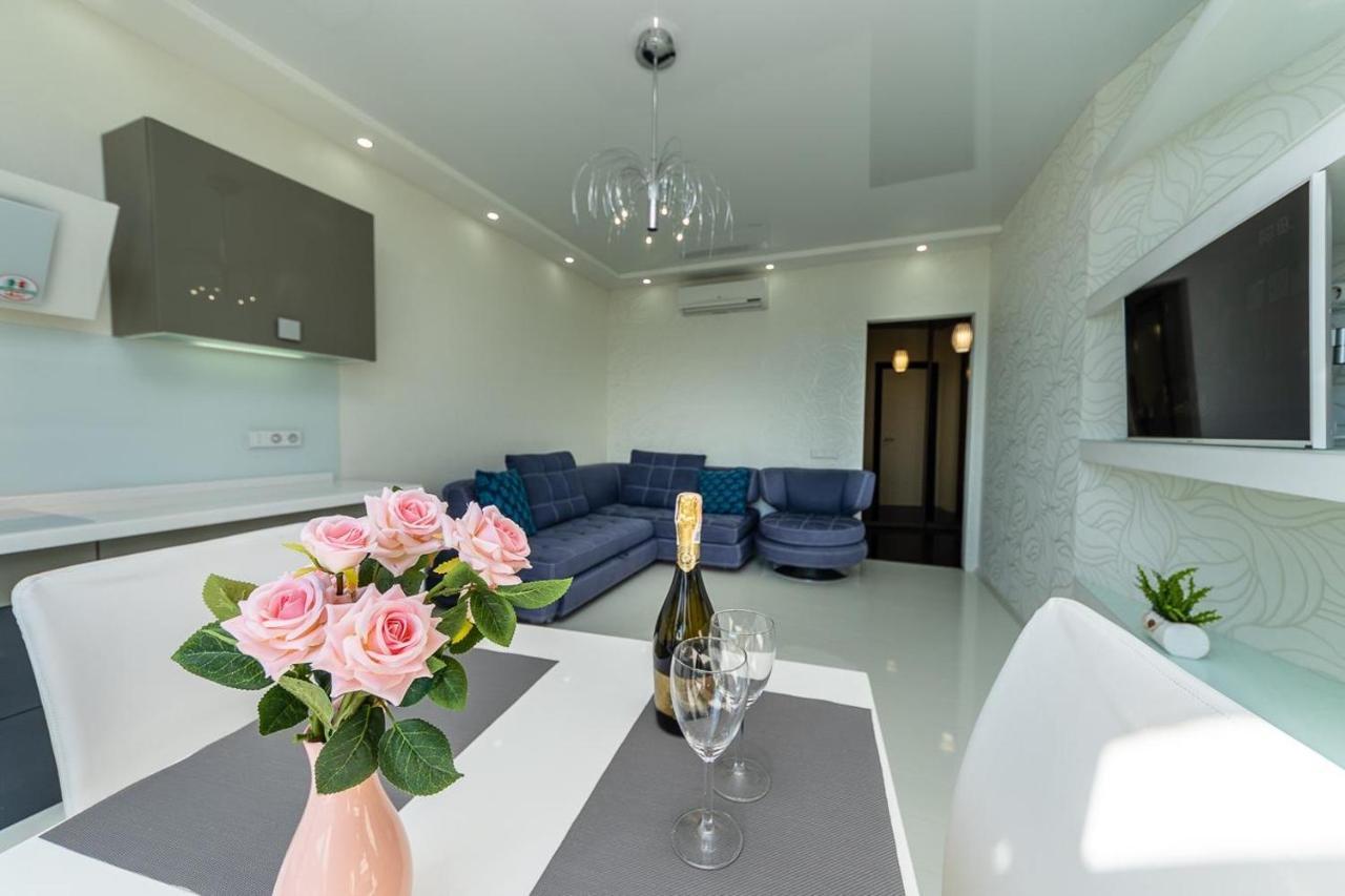 Fashionable Panoramic Apartments Dnieper. Obolon Kiev Bagian luar foto
