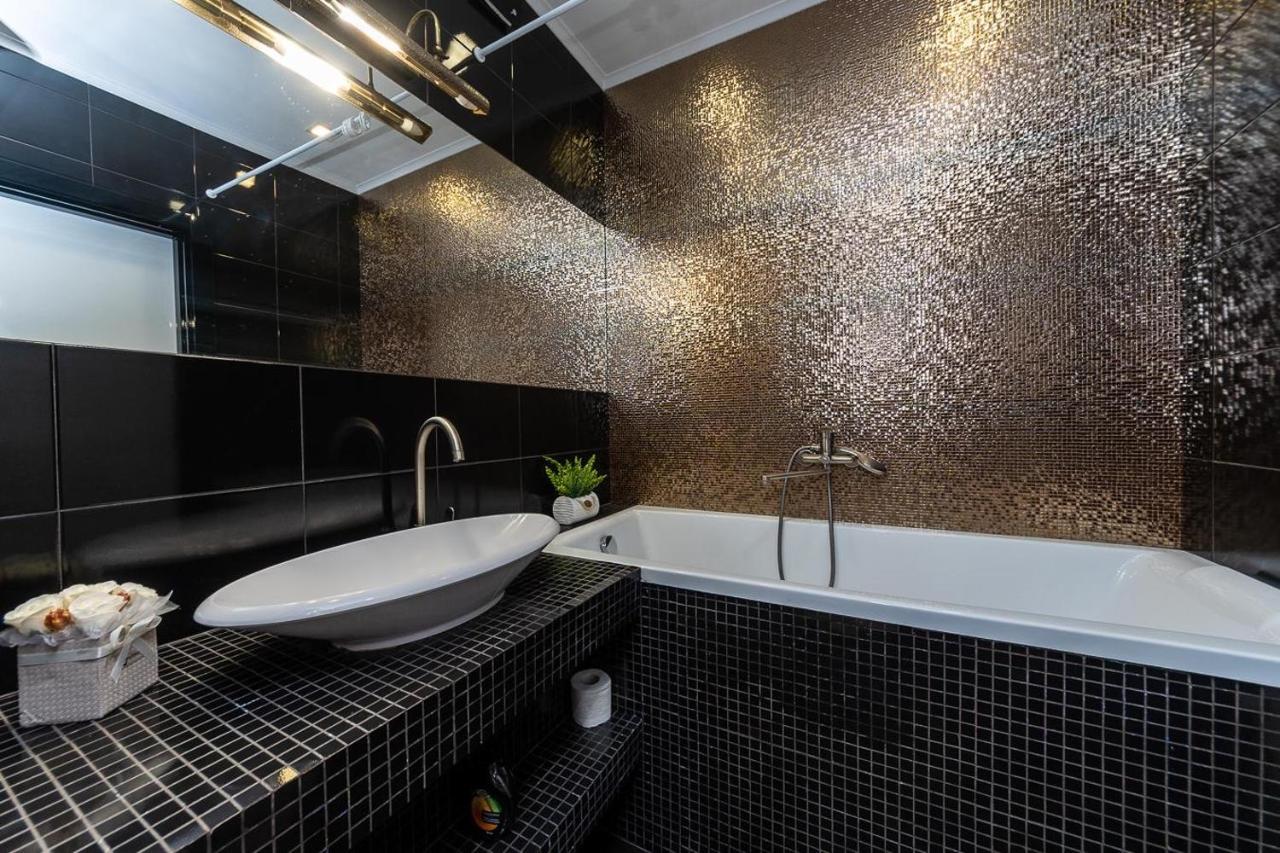 Fashionable Panoramic Apartments Dnieper. Obolon Kiev Bagian luar foto