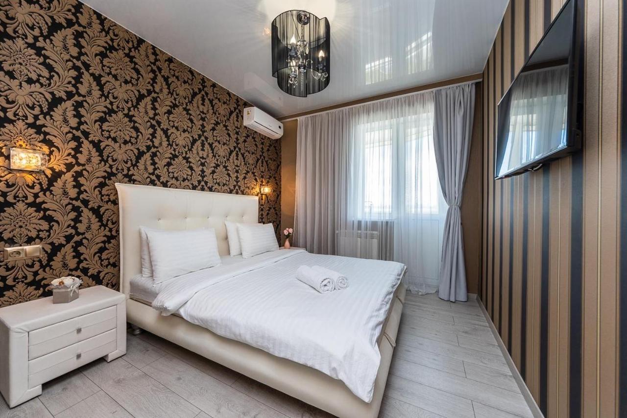 Fashionable Panoramic Apartments Dnieper. Obolon Kiev Bagian luar foto